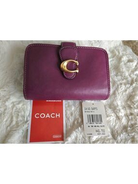 Coach Tabbey Medium Deep Berry Leather Wallet EUC